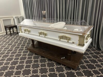 Clear Top Caskets