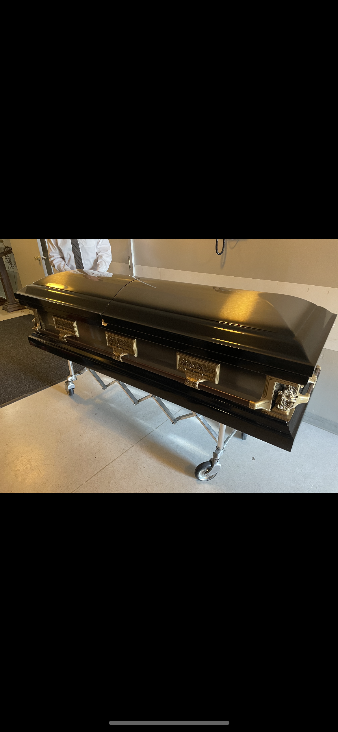 New York Pieta Ebony photo review