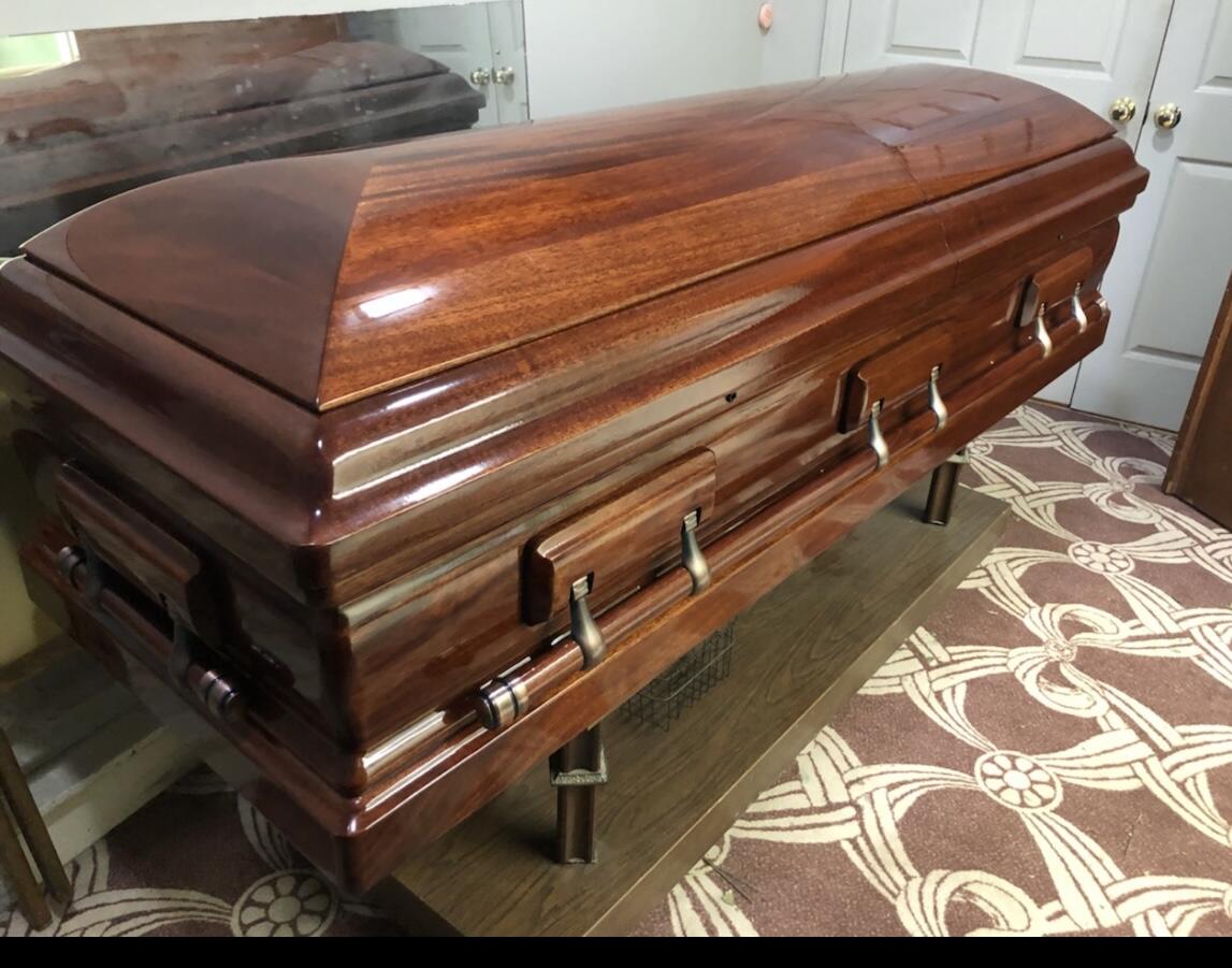 Batesville Premier Mahoghany photo review