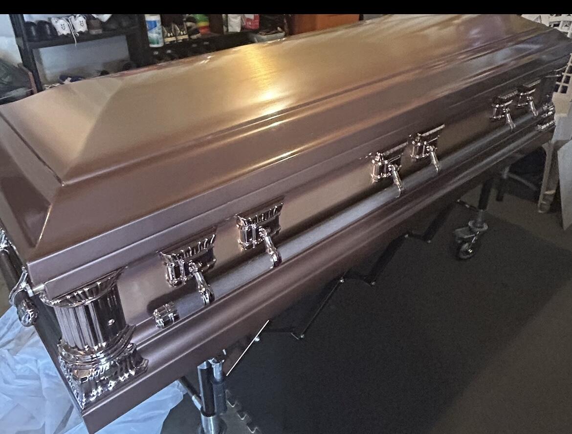 Batesville Aegean Bronze Casket photo review