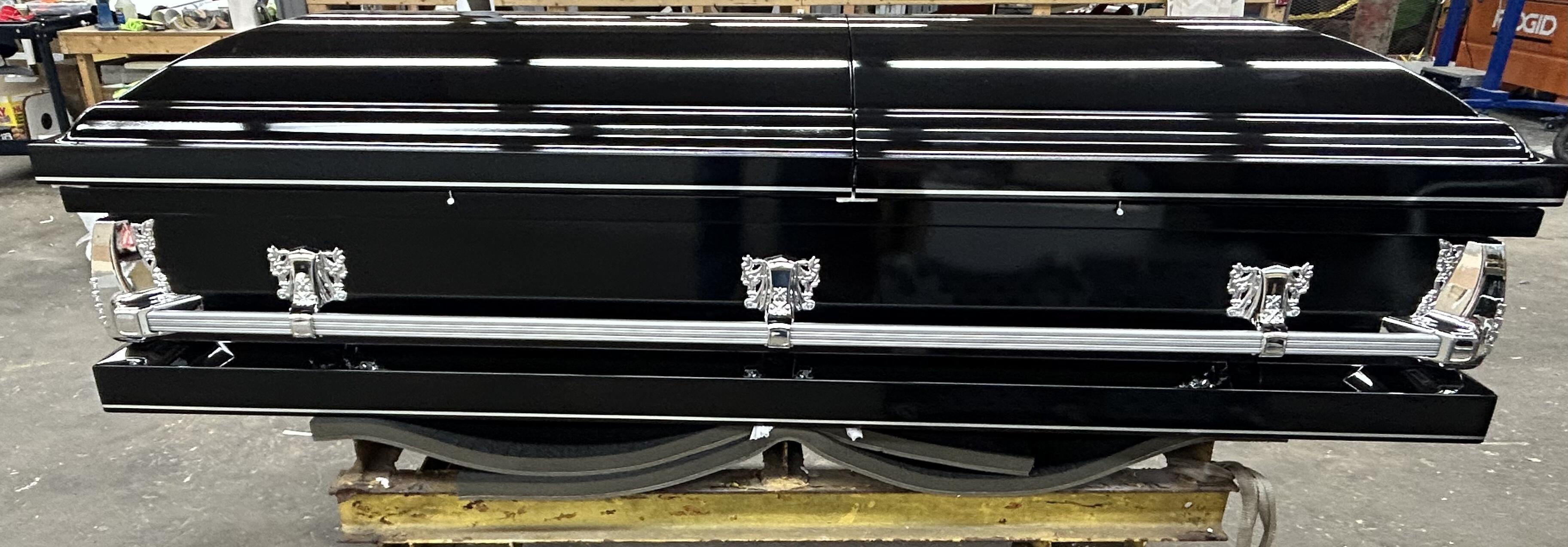 Clair Black and Silver Full Couch photo review