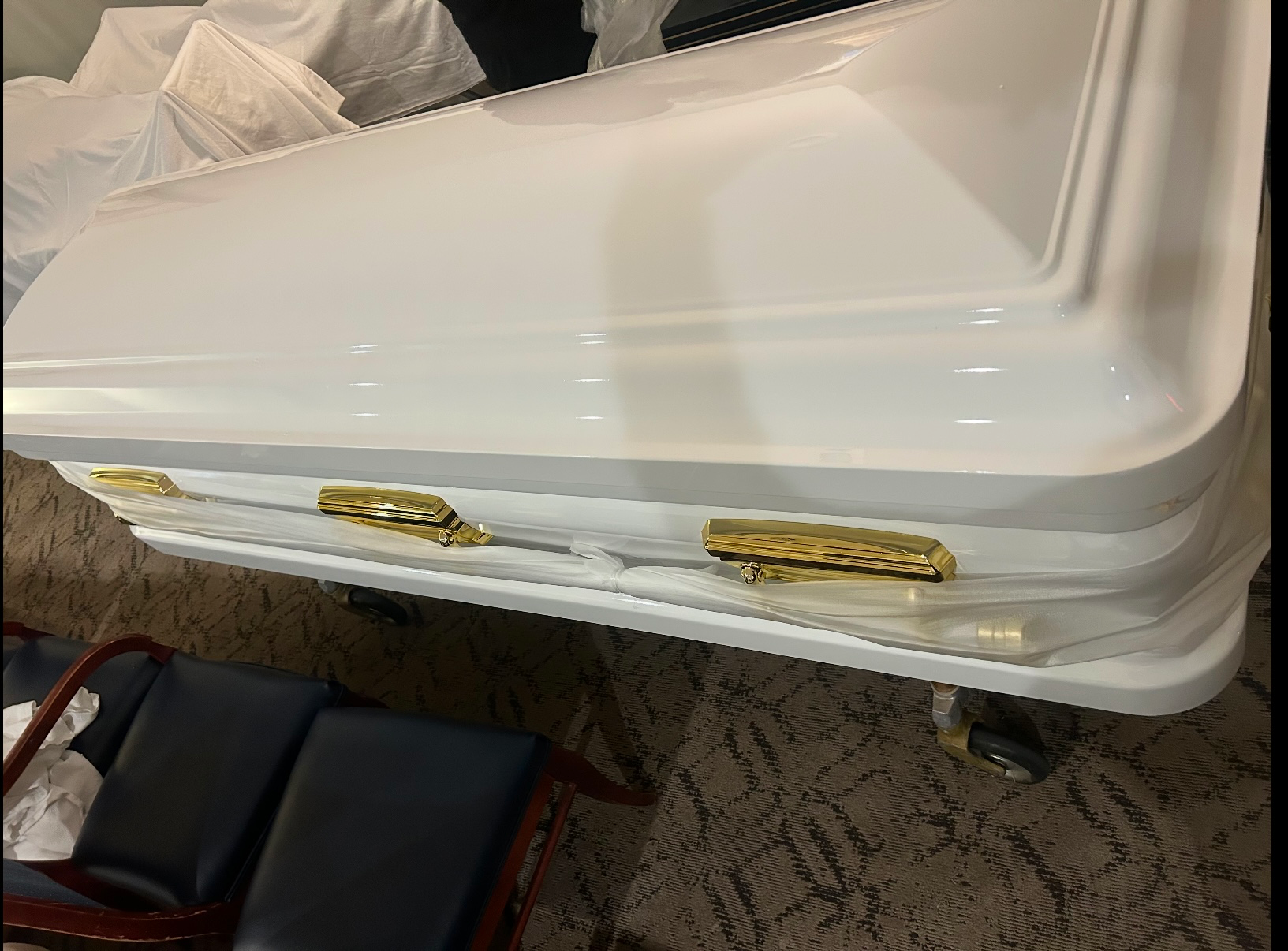 Casket Emporium Series White/Gold Full Couch photo review