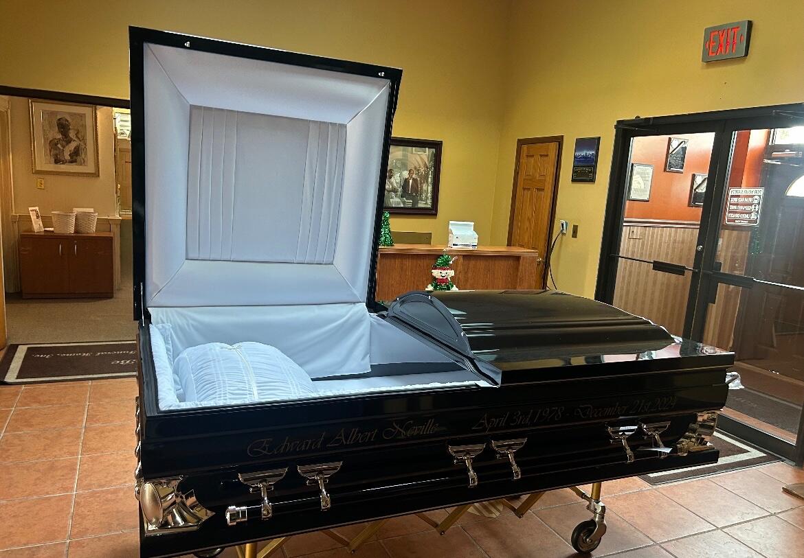 Gemini Series Black photo review