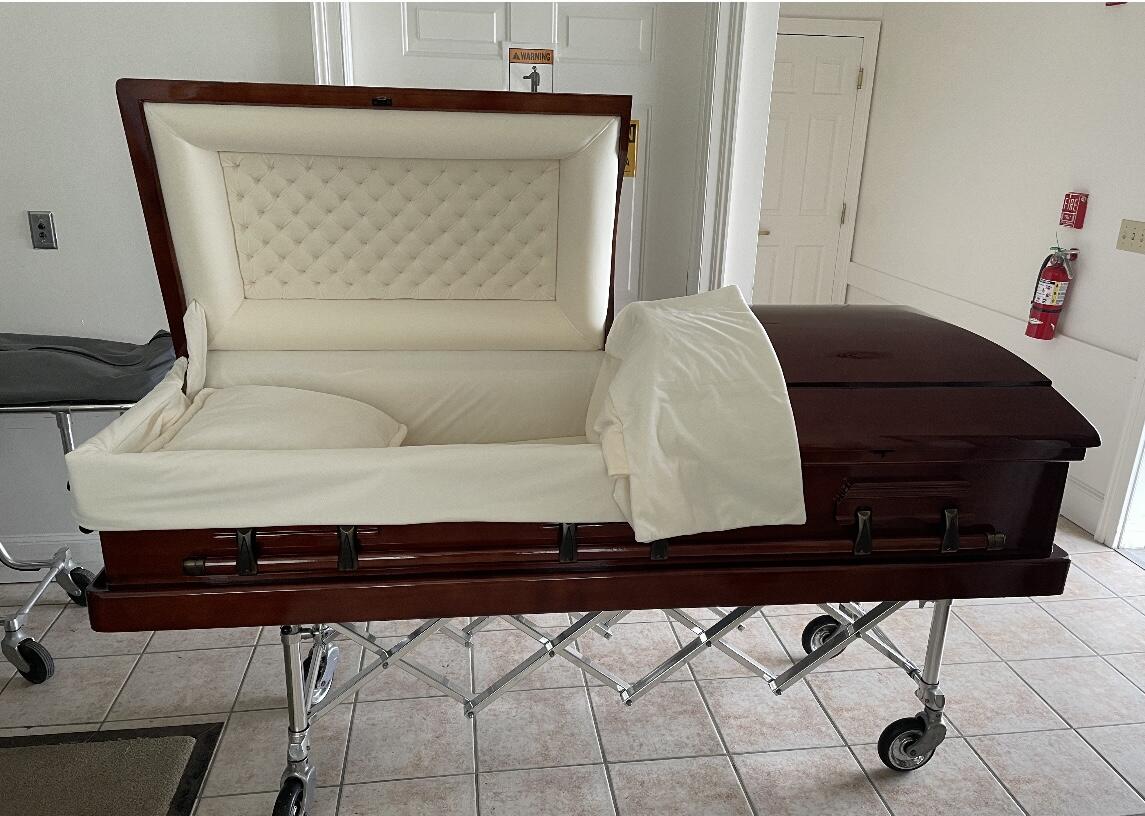 Amber Grove Casket photo review