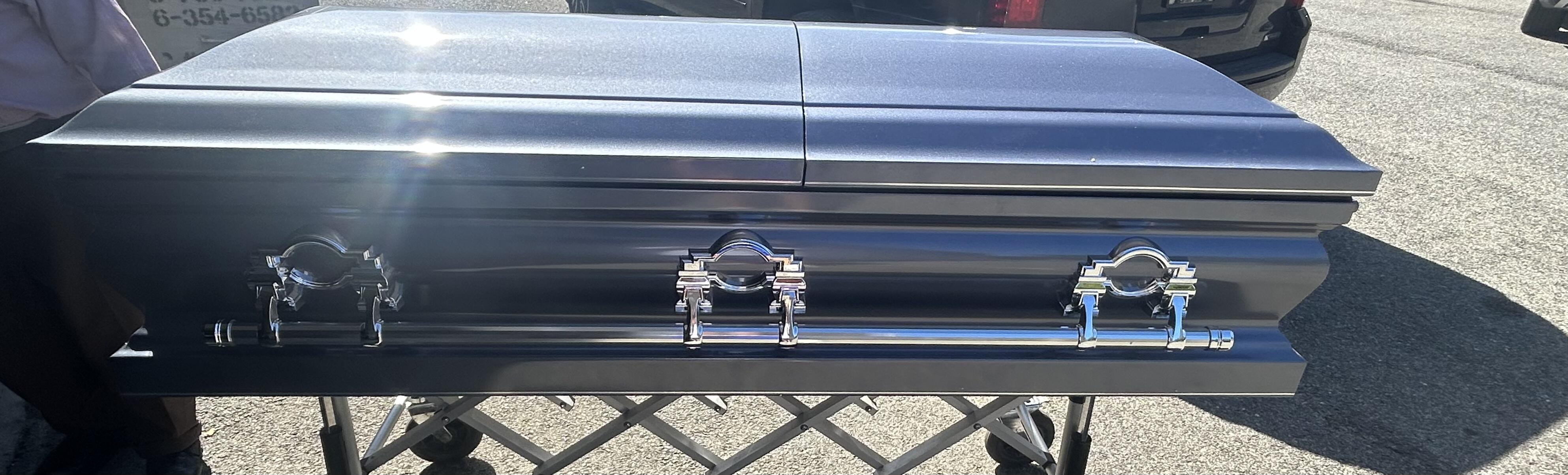 Churchill Blue Casket photo review