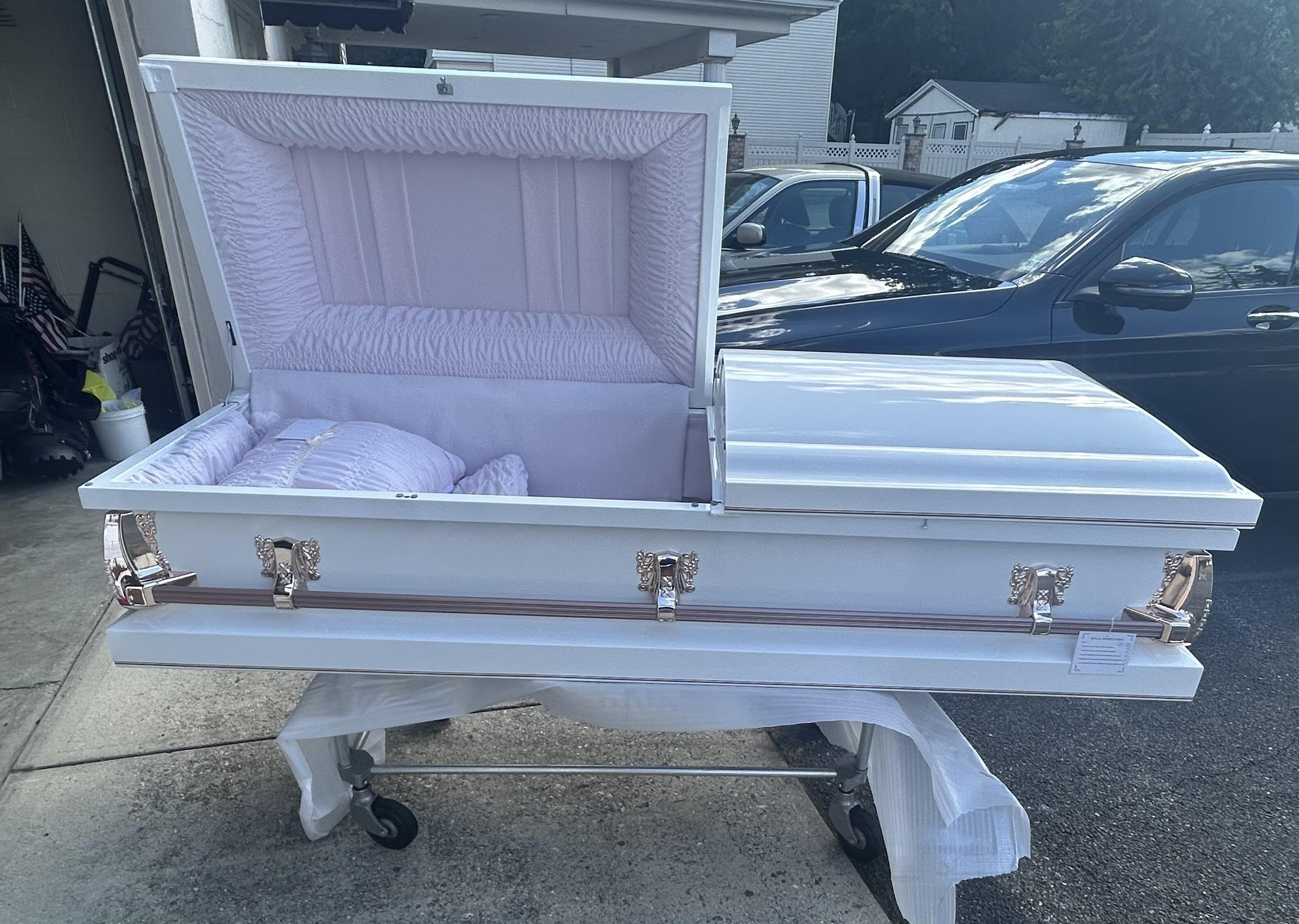 Clair Series White/Gold/Pink photo review