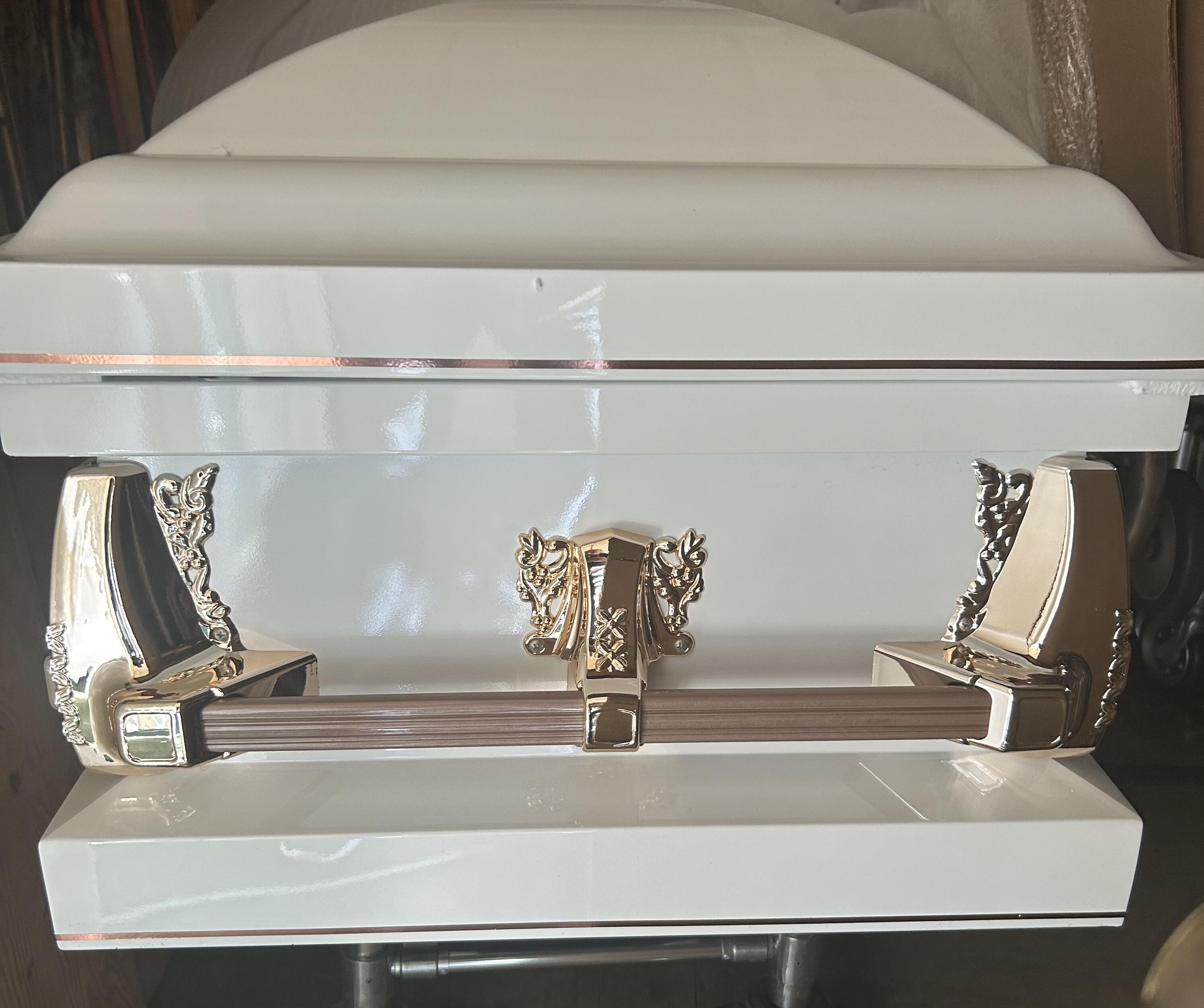 Clair Series White/Gold/Pink photo review