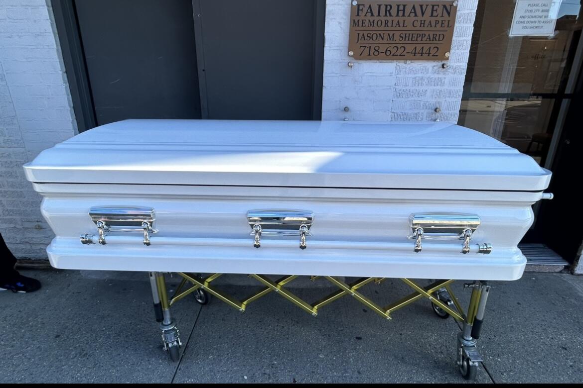 Casket Emporium Series White/Silver Full Couch photo review