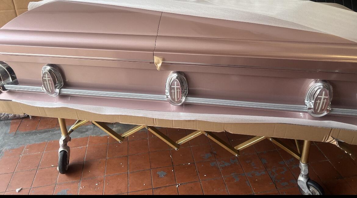 The Cambridge Series Orchid photo review