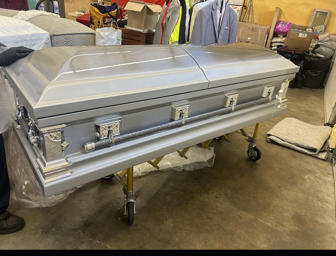 Trusted Casket Silver photo review