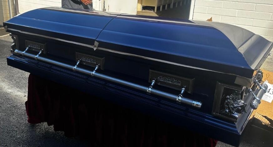 Blue Last Supper/Pieta photo review