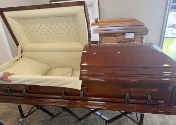 Tribute Series Hilton Poplar Wood photo review