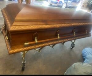 Candor Wood Casket photo review