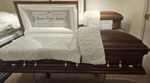 Hampton Wood Casket photo review