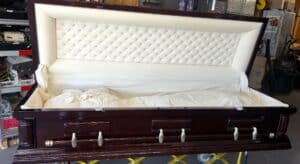 Trenton Wood Full Couch Casket photo review
