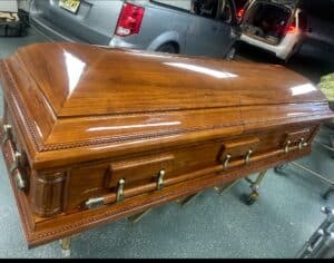 Hampton Wood Casket photo review