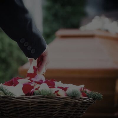 Saving money on burial caskets and buying coffins online